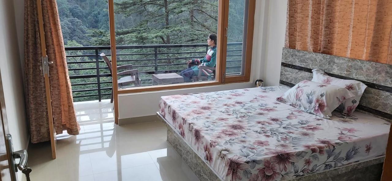 Solitude Inn Bnb Шимла Экстерьер фото